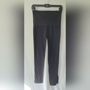 Spanx Black Compression Leggings With Bottom Hem Zipper Size XLarge